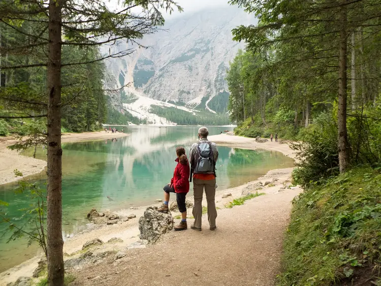 Sentiero attorno al Lago di Braies