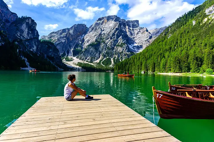 Lago di Braies in estate