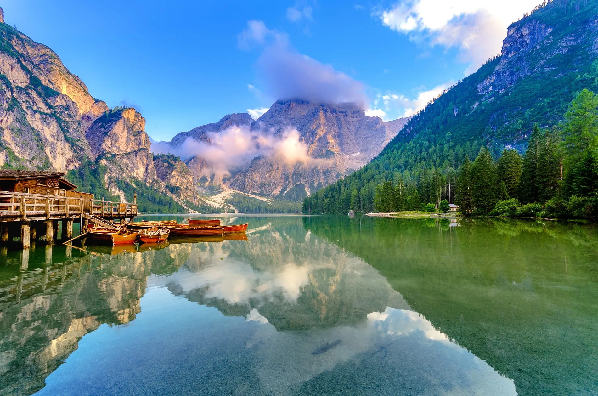 Lago di Braies in giornata